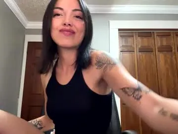 danidivina777 – webcam model profile photo