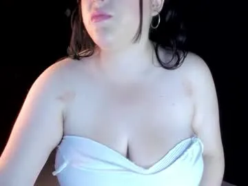 miaisabell21 – webcam model profile photo Image 3