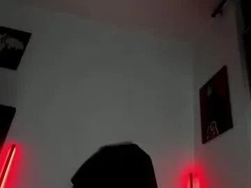 annie_swan – webcam model profile photo Image 2