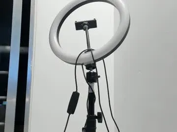 annie_swan – webcam model profile photo Image 4