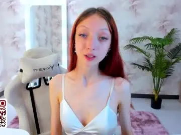 phoebepaw – webcam model profile photo Image 5