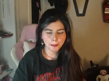 sigmasian – webcam model profile photo Image 3