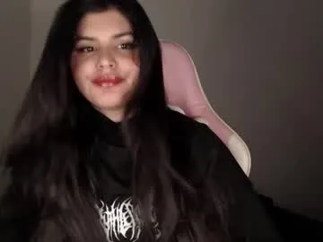 sigmasian – webcam model profile photo Image 7