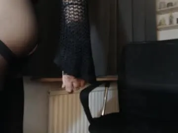 dark_silk – webcam model profile photo