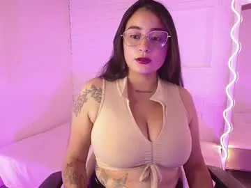 darling_tay Image 2