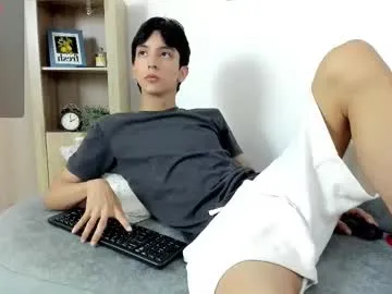 kitty__sophie – webcam model profile photo Image 4