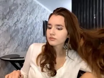 lauri_fit – webcam model profile photo Image 7