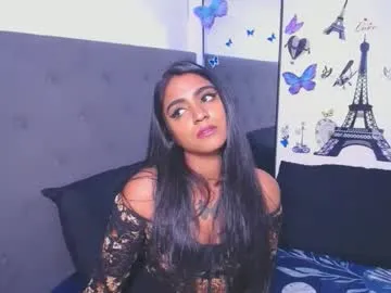 summer_hazee – webcam model profile photo Image 8