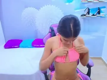 Yasminegirl – webcam model profile photo Image 19