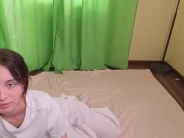 lily_merlin – webcam model profile photo Image 5