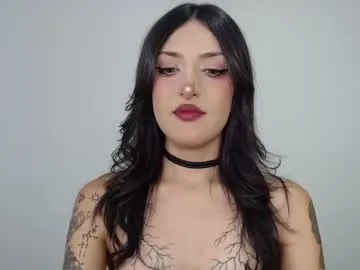 mynovabliss – webcam model profile photo Image 4