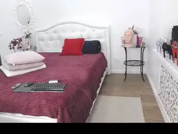 hugeboobserin – webcam model profile photo Image 19