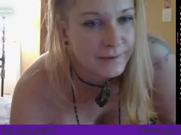 iam_eli – webcam model profile photo Image 9
