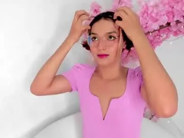 hannah_xoxo_ – webcam model profile photo Image 7
