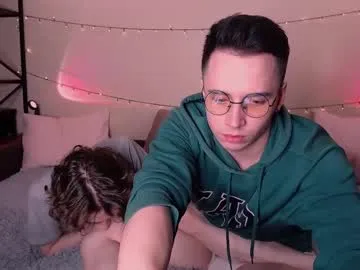 mon1_day – webcam model profile photo Image 14