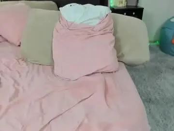 nicki_1 – webcam model profile photo Image 18