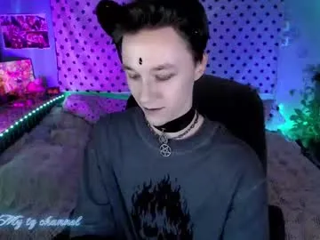 fixielu – webcam model profile photo Image 3