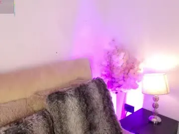 sophie_bunny1 – webcam model profile photo Image 12