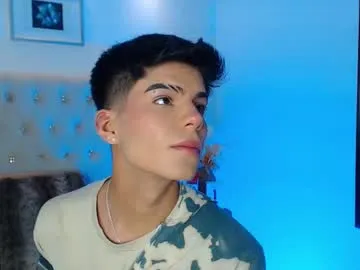 sophie_bunny1 – webcam model profile photo Image 14