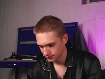 Blonde_sexy21 – webcam model profile photo Image 17