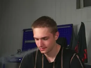 Blonde_sexy21 – webcam model profile photo Image 19