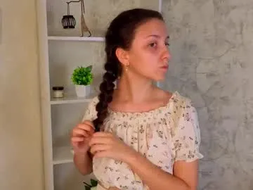 juliabeautiful – webcam model profile photo Image 2