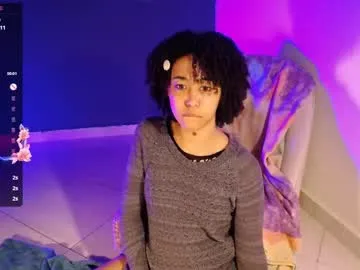 elaanna – webcam model profile photo Image 2