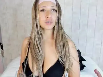 chloexsmith – webcam model profile photo Image 18