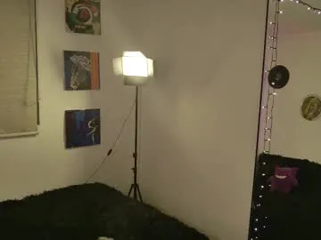 _mito_69 – webcam model profile photo Image 8