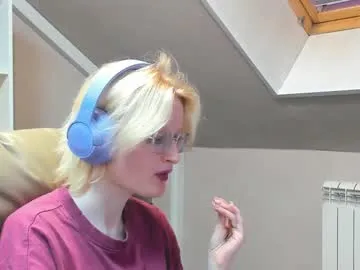 phoebepaw – webcam model profile photo Image 4