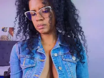 informal_ – webcam model profile photo Image 11