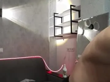 sigmasian – webcam model profile photo Image 18