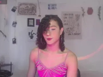 little_yena – webcam model profile photo Image 11