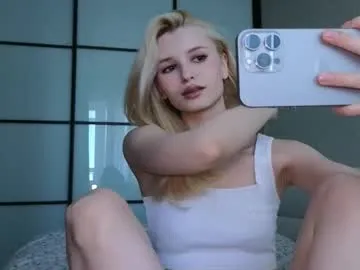 informal_ – webcam model profile photo Image 19