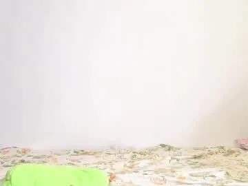 sophie_bunny1 – webcam model profile photo Image 5