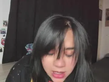 mon1_day – webcam model profile photo Image 19