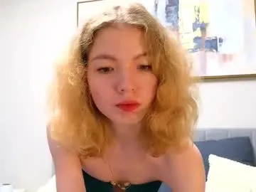 emilyluvo Image 6