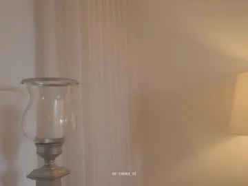 shantallmilf – webcam model profile photo Image 6