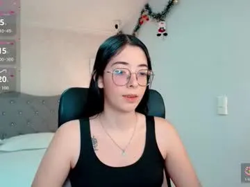 pixiesdoll – webcam model profile photo Image 7