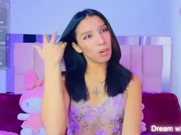 Ninjainia – webcam model profile photo Image 4