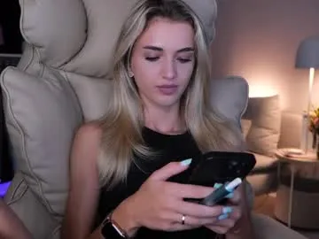 _sirine_ – webcam model profile photo Image 13