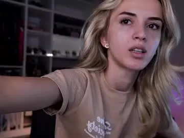 _sirine_ – webcam model profile photo Image 3