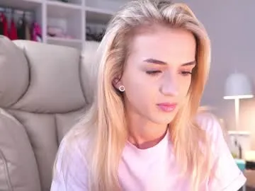 _sirine_ – webcam model profile photo Image 5