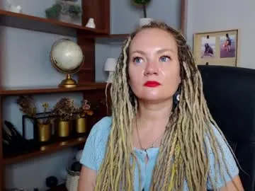 mon1_day – webcam model profile photo Image 15