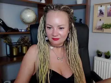 mon1_day – webcam model profile photo Image 9