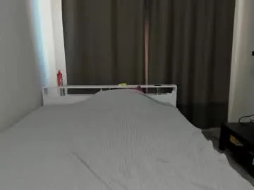 julyaandraul – webcam model profile photo Image 4