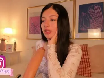 informal_ – webcam model profile photo Image 15