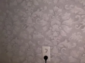 breeding_material – webcam model profile photo Image 14