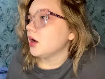 breeding_material – webcam model profile photo Image 4