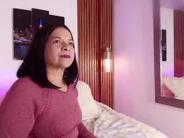 sophie_amalia – webcam model profile photo Image 2